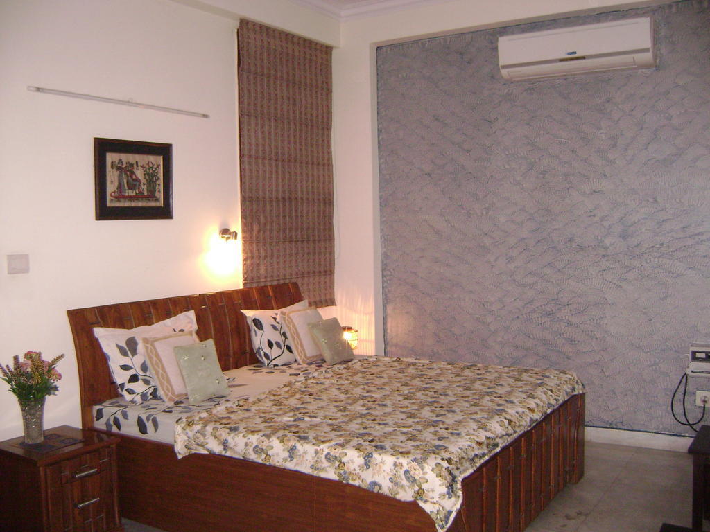 Sabs Bed And Breakfast New Delhi Værelse billede