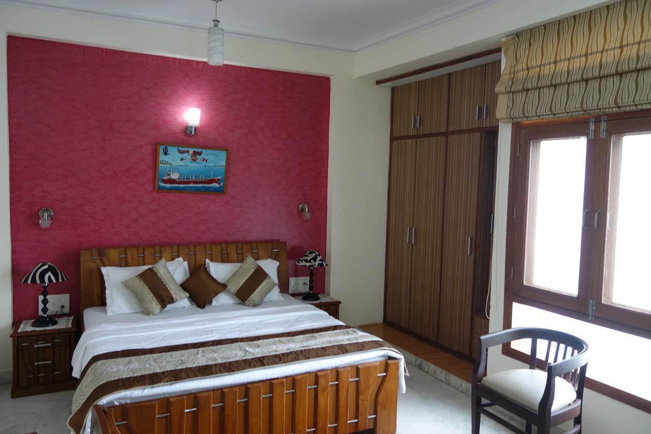 Sabs Bed And Breakfast New Delhi Eksteriør billede